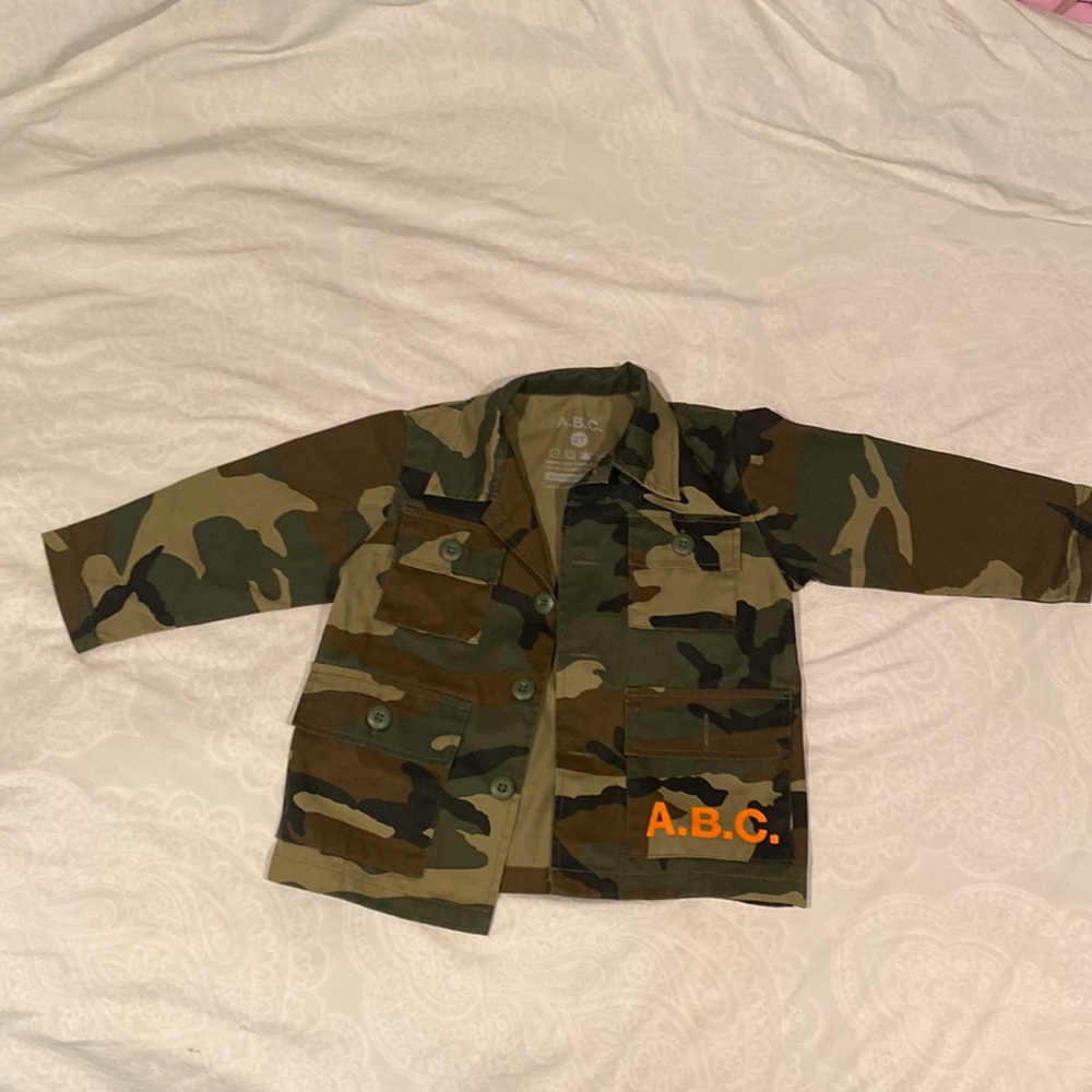 A.B.C. Kids camo button up collard jacket.